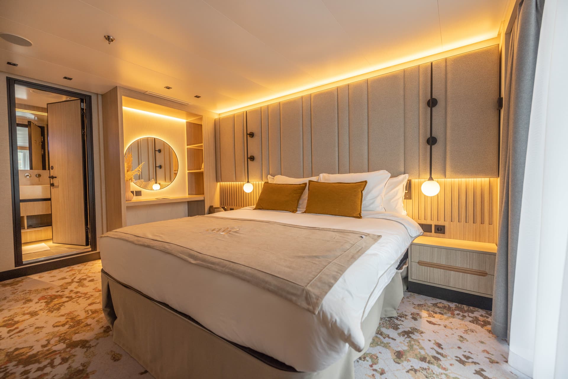 Stateroom 1
