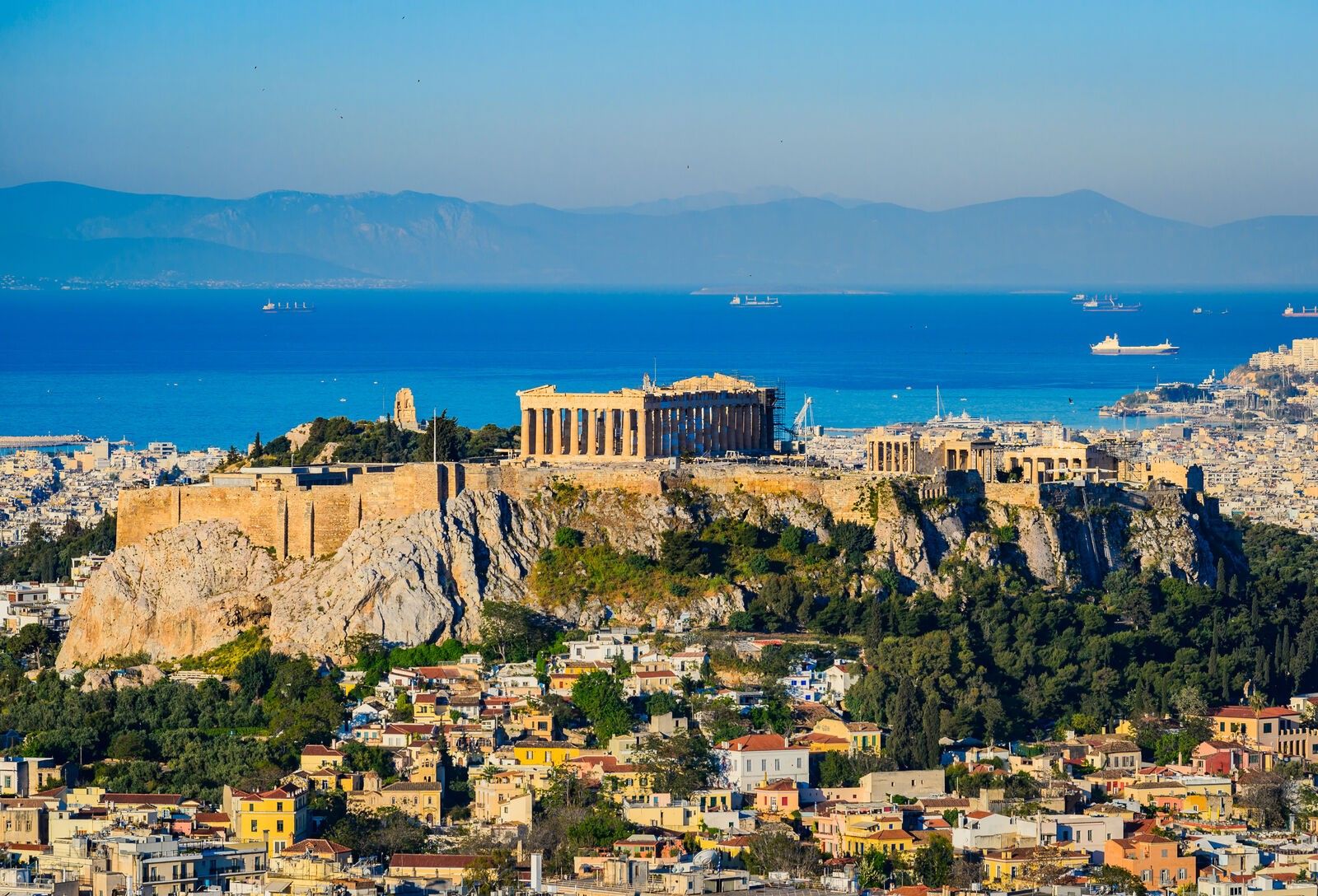From Magna Graecia to Greece