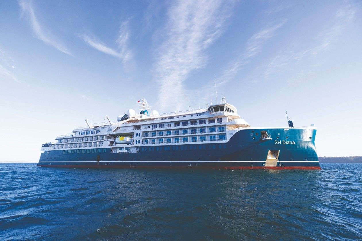 SH Diana sailing along Mandal