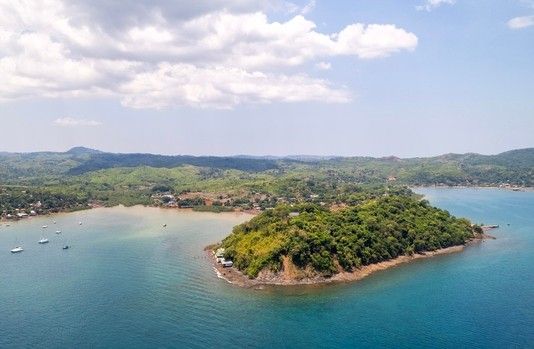 f85a4f57a627329d704c8e5a5f87399393edd23c